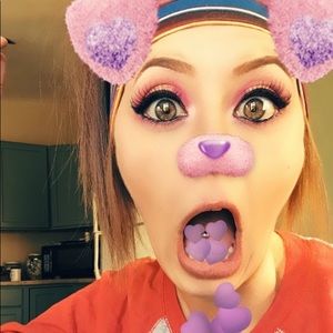 Meet your Posher, Valerie